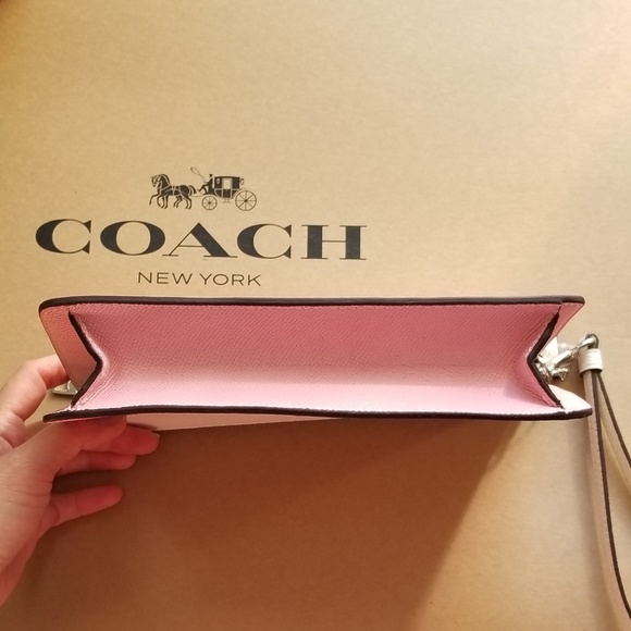 🚫SOLD🚫NWT COACH OMBRE WRISTLET PHONE WALLET - Picture 6 of 8